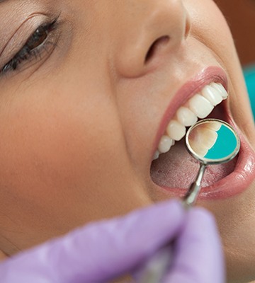 Closeup of healthy teeth and gums